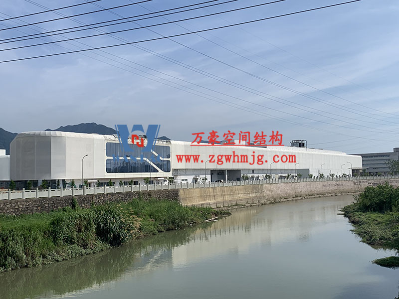 為什么體育場屋面都選用PTFE膜結(jié)構(gòu)？PTFE膜結(jié)構(gòu)體育場有什么特點優(yōu)勢？