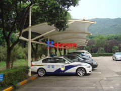 膜結構停車棚造價多少合適？簡易車棚膜結構低價市場分析