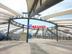 景觀膜結(jié)構(gòu)有哪些日常維護(hù)措施？膜結(jié)構(gòu)景觀棚如何預(yù)防風(fēng)險？