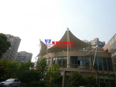 膜結(jié)構(gòu)和傳統(tǒng)結(jié)構(gòu)對(duì)比有哪些優(yōu)勢(shì)？膜結(jié)構(gòu)建筑有哪些突出的特點(diǎn)？