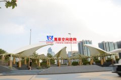 什么是拉膜結(jié)構(gòu)？如何選擇靠譜的拉膜結(jié)構(gòu)公司？