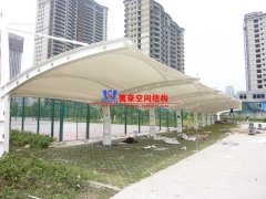膜結(jié)構(gòu)車棚安裝時(shí)有哪些技術(shù)要求？膜結(jié)構(gòu)車棚安裝注意事項(xiàng)有哪些？