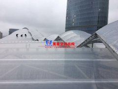 膜結(jié)構(gòu)膜材中ETFE膜與PTFE膜哪個好？分別有什么特點？