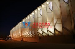 張拉膜結(jié)構(gòu)設(shè)計有哪些注意事項？膜結(jié)構(gòu)工程施工前需要考慮哪些問題？